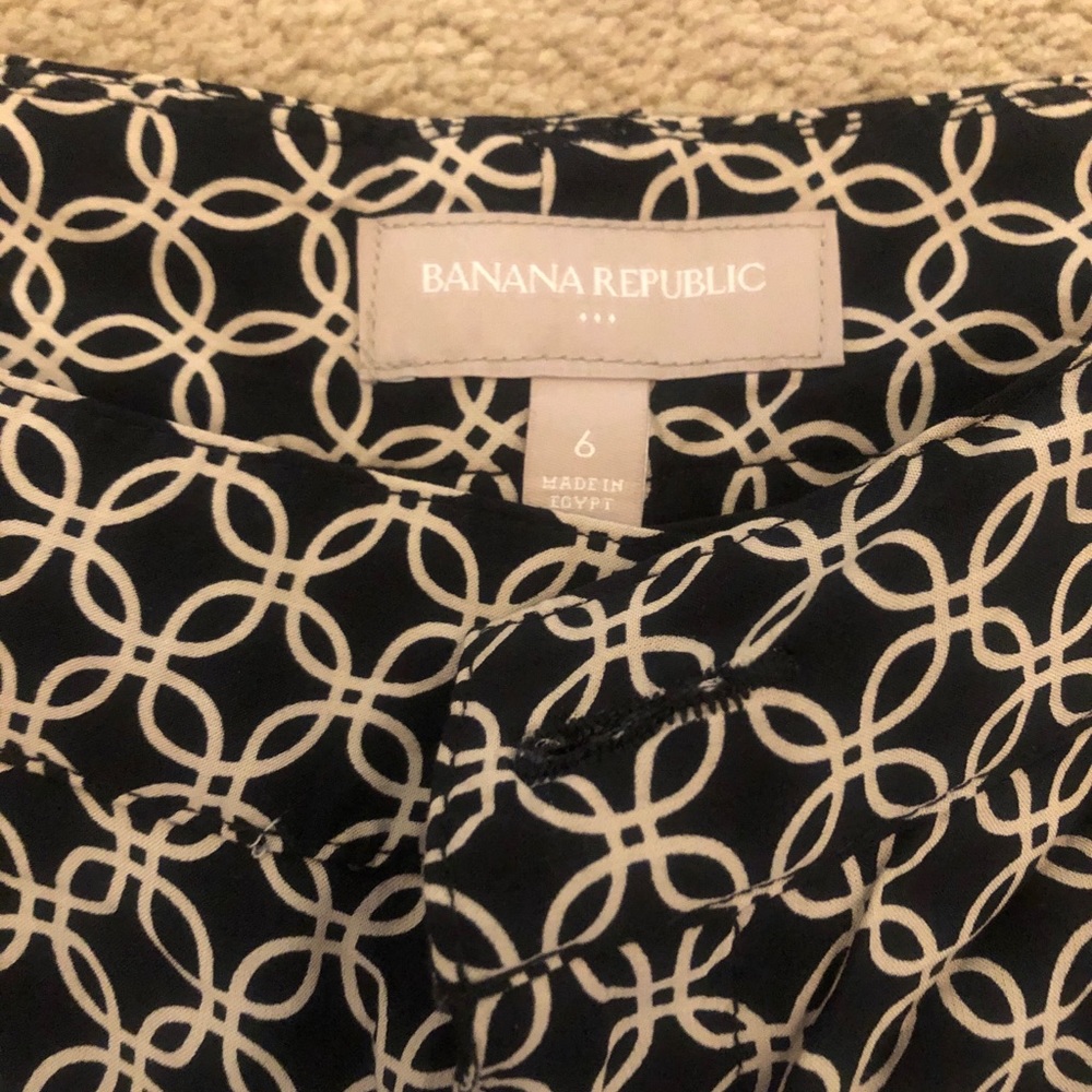 Banana Republic shorts - Picture 2 of 2